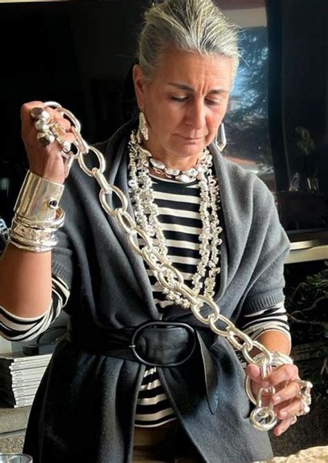 Épinglé par Phyllis Johnson sur fall 2023 Mode femme Mode Bijoux