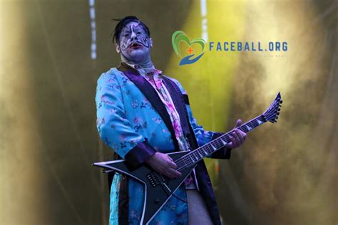 Wes Borland Net Worth 2022: His Age, Height, Weight, Spouse, And Children.