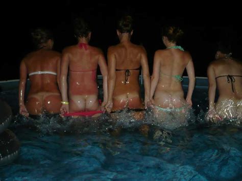 Showing Off In The Pool Porn Pic