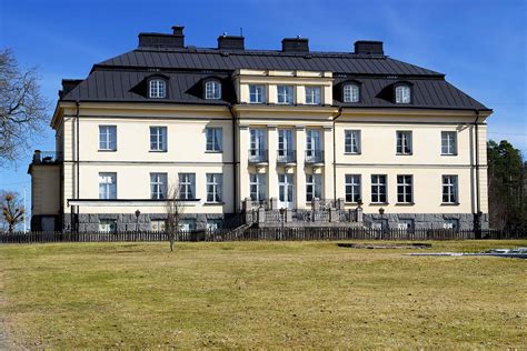 Saniertes Herrenhaus Klassizismus Trifft Stilvoll Moderne Sch Fer