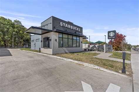 Starbucks: Drive-Thru Only - Capitol Construction