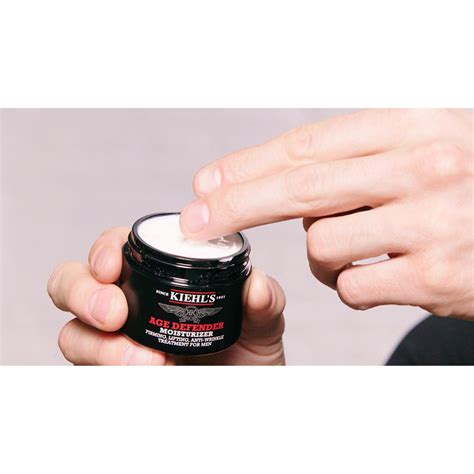 Crème Hydratante anti âge pour Homme Age Defender Moisturizer de