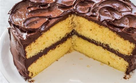 Yellow Layer Cake With Chocolate Buttercream Brenda Gantt