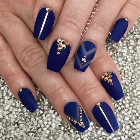 56 Short Coffin Nails To Grab Your Full Attention Short Coffin Nails