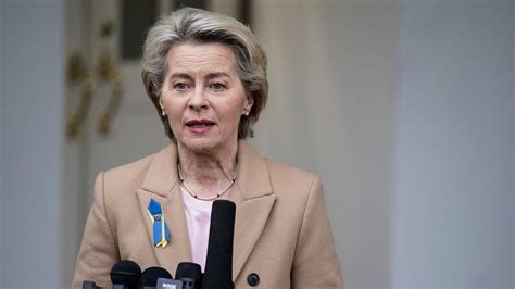 Ursula von der Leyen po raz kolejny wybrana na szefową KE Tusk