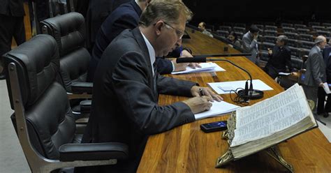 G C Mara Decide Arquivar Projeto Que Autoriza Cura Gay Not Cias Em Pol Tica