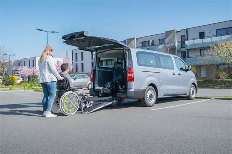 Location de Citroën ë Jumpy long aménagé handicap accès fauteuil