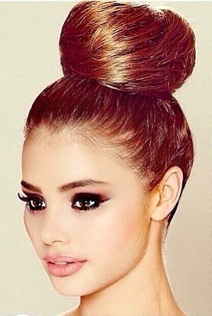 Pin By Jeanettes Obsessions On Bouffants Updos Big Hair Big Bun Hair Hair Up Styles