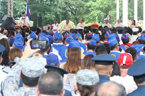 Marcos Leads Heroes Day Rites The Manila Times