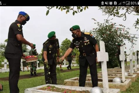 Kodam Xii Tpr Peringati Hari Juang Dengan Ziarah Ke Makam Pahlawan