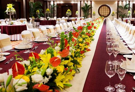 Dining Room And Banquet Management