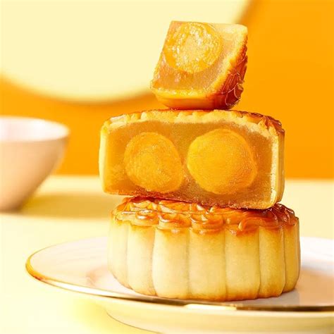 Chinese Traditional Festivals Mid Autumn Festival Egg Yolk And Lotus Seed Paste Mooncake