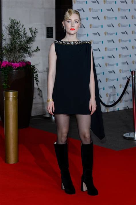 Saoirse Ronan's Best Outfits - Saoirse Ronan Fashion and Beauty Photos