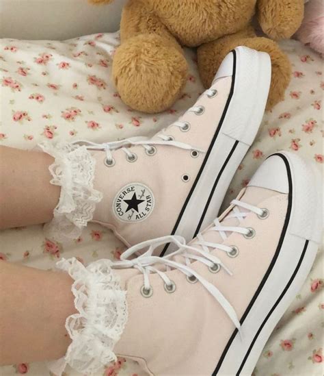 Jisvings In Pink Converse Pretty Shoes Girly Shoes