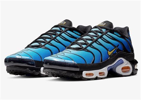 La Nike Air Max Plus Hyper Blue Signe Son Retour Pour Le Site De