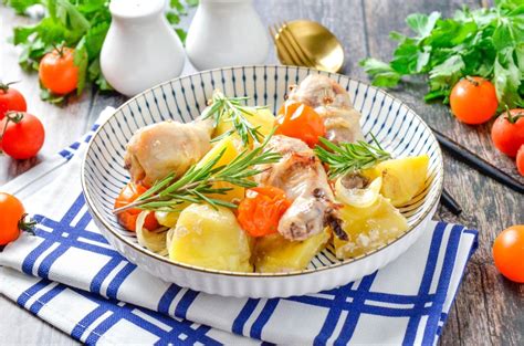 Картошка с куриными ножками на протвине в духовке рецепт фото пошагово ...