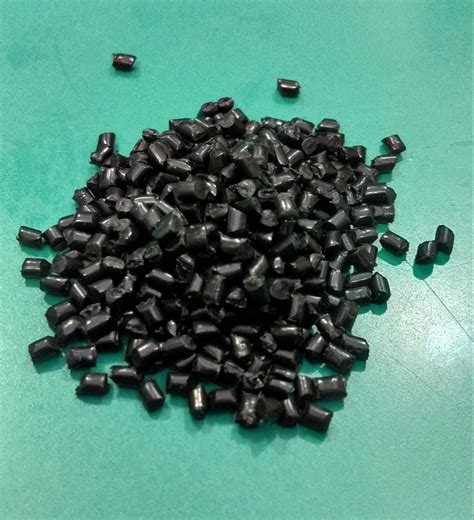 HDPE Solid State Black HD 100L KD Polymer Granules For In Making