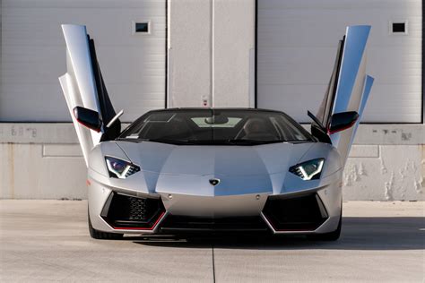 Lamborghini Aventador LP 700-4 Roadster - The Experience Auto Group ...