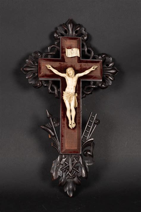 Proantic Crucifix Dans Un Cadre Sculpté Napoléon III France 2e M