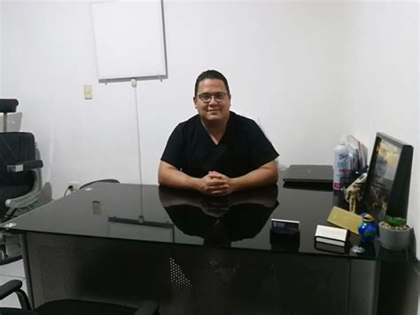 Dr Gustavo Adolfo Hernández Canizalez Cirujano Urólogo En Médicos De