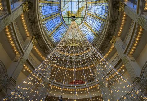 Fairy Lights Christmas Tree in Nieman Marcus on Union Square in San ...