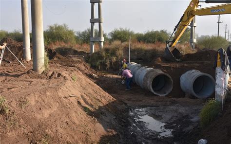 EL MUNICIPIO TRABAJA EN EL PARQUE PASTOR EN UNA OBRA DE DESAGÜES