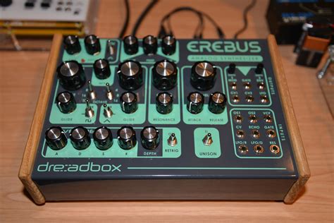 Matrixsynth Dreadbox Erebus Analog Paraphonic Synthesizer