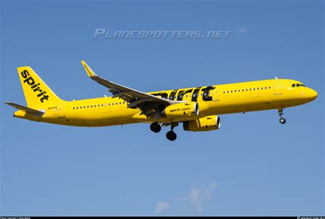 N686NK Spirit Airlines Airbus A321 231 WL Photo By Julian Waller ID