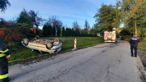 I wylądował Groźne dachowanie pojazdu w powiecie krakowskim