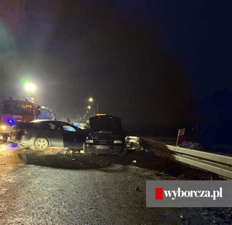 Siewierz Wypadek na węźle drogowym łączącym A1 i S1 Trasa była