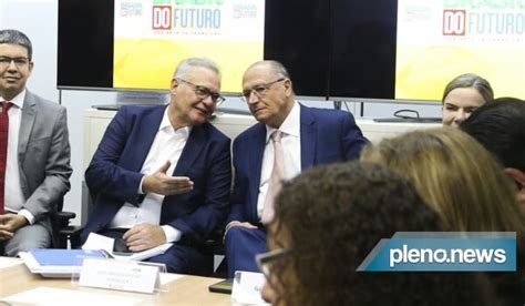 Pec Da Transi O Prev Prazo De Anos E R Bi Fora Do Teto