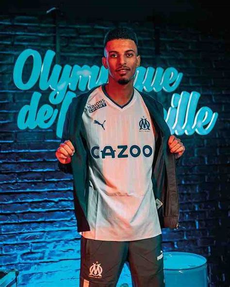 Photos Vidéo LOlympique de Marseille présente Azzedine Ounahi LPJM