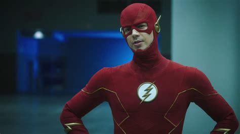 The Flash: Grant Gustin Is Open to the Idea of Playing a Different ...