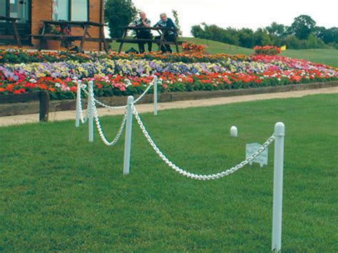 Guide To Putting Up A Plastic Chain Garden Fence Workplace Blog