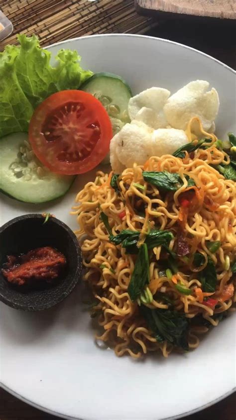 Mie Goreng Indonesian Recipes Ubud Bali Indonesian Food Ethnic