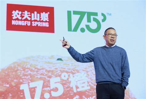 农夫山泉有点贵，市盈率138倍！钟睒睒首富宝座还能坐多久？ 知乎