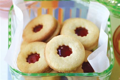 These Jam Filled Biscuits Are A Light And Tasty Afternoon Treat Cookie