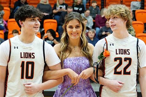 Wishon Crowned 2024 Basketball Homecoming Queen In Gravette Westside