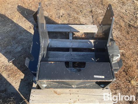 Demco Side Quest Saddle Tank Bracket BigIron Auctions