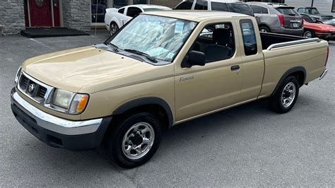 Test Drive 1998 Nissan Frontier Ext Cab Sold 6950 Maple Motors 2557 Youtube