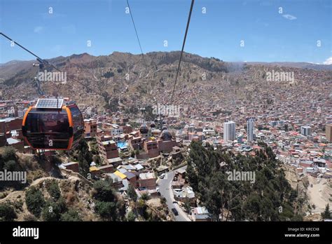 Mi Teleférico El Teleférico De La Paz Bolivia Fotografía De Stock Alamy