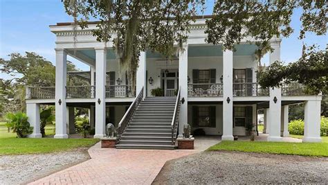 Step inside a $2.9 million Louisiana plantation