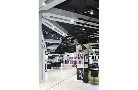 Hudsons Bay Yorkdale Alex Rebanks Architects Inc