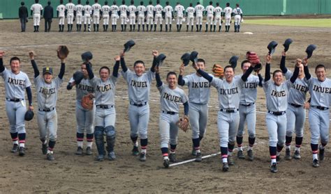 【2019秋季高校野球東北大会】決勝＝仙台育英11－8鶴岡東 写真特集1824 毎日新聞