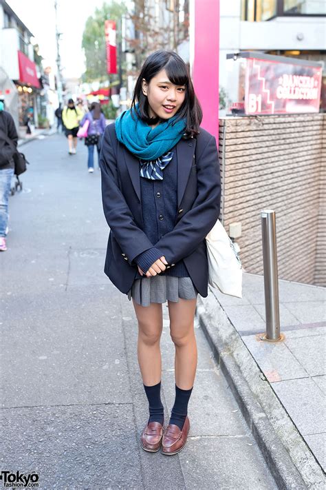 Harajuku Girl in Japanese School Uniform w/ DC Comics Tote Bag