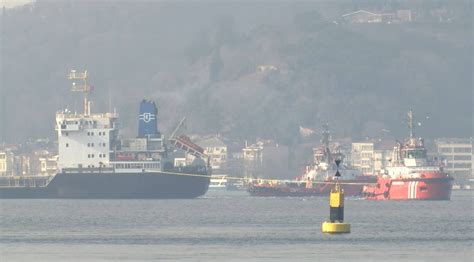 Stanbul Bo Az Nda Karaya Oturan Gemi Kurtar Ld Deniz Trafi I Normal