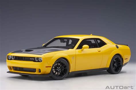 Dodge Challenger Srt Hellcat Widebody 1 18 Autoart 71737 Modelkars