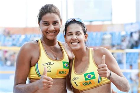 Duda e Ana Patrícia avançam e encaram campeãs mundiais algozes de