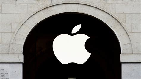 Apple Becomes First Us Company To Hit 3 Trillion Market Value Then