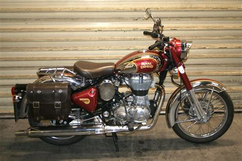 Royal Enfield Classic Chrome Maroon